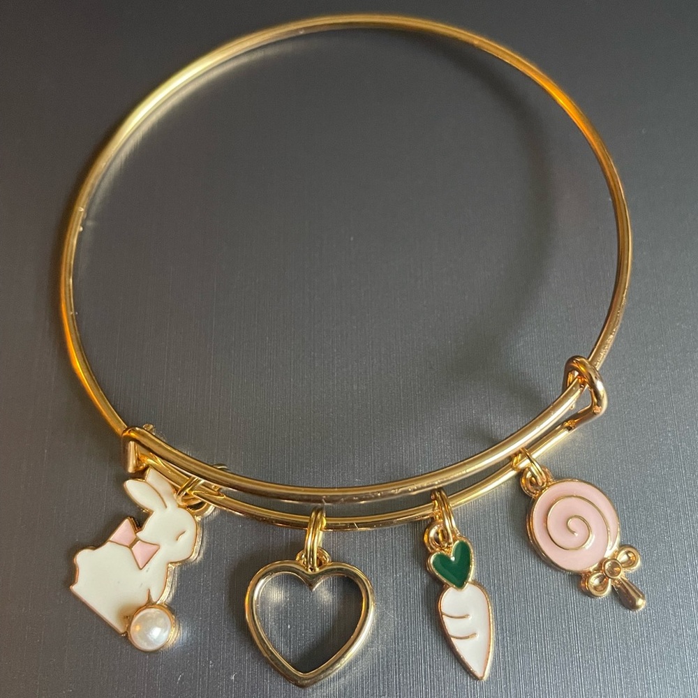 “Hop on In” 🐰Bangle in Gold-tone
